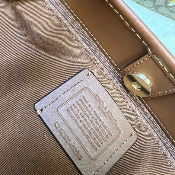 Brand new Coach Tote - Picture 3 of 4